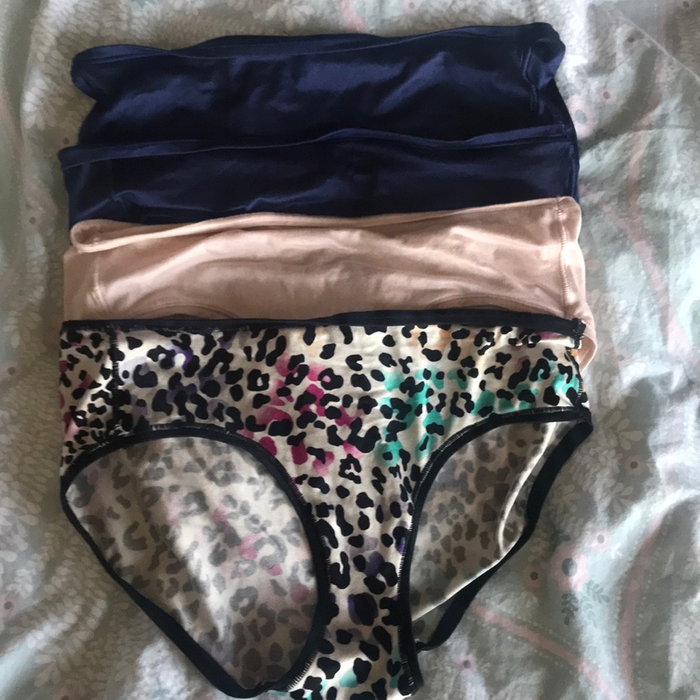 Victoria’s Secret panty lot hiphuggers